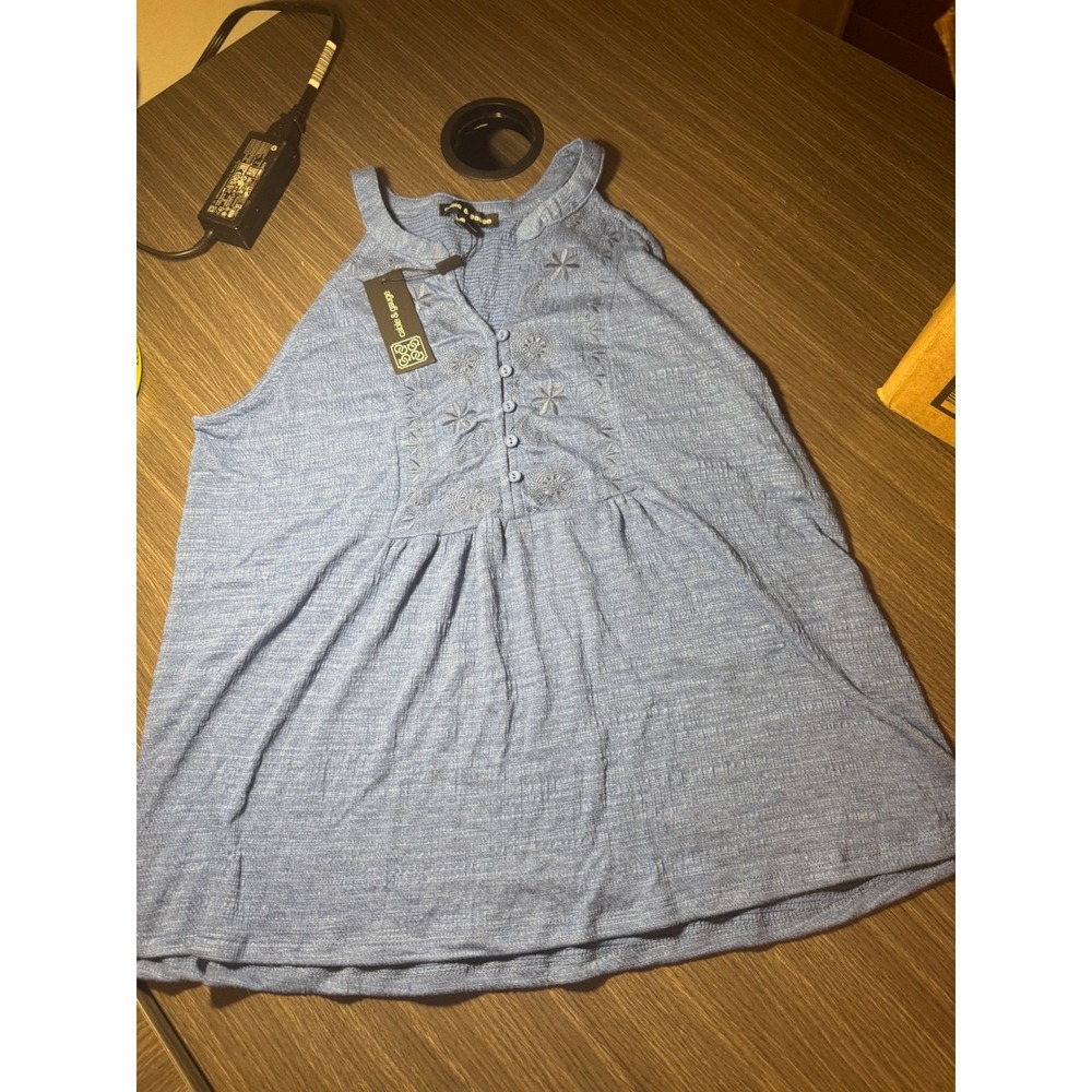 Cable & Gauge Blue Embroidered Halter Neck Sleeveless Blouse Top New